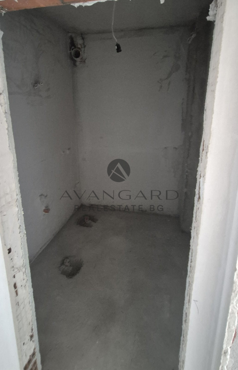 De vânzare  1 dormitor Plovdiv , Ostromila , 76 mp | 97163708 - imagine [6]