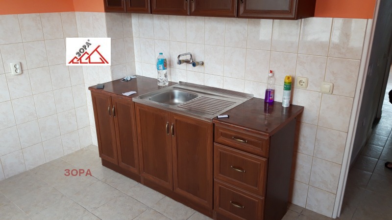 De vânzare  2 dormitoare Vrața , Dâbnica , 77 mp | 73040943 - imagine [4]