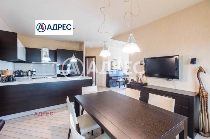 Продава 3-СТАЕН, гр. Варна, Окръжна болница-Генерали, снимка 3 - Апартаменти - 52606927