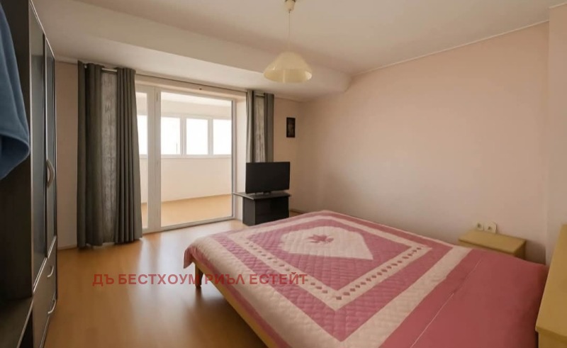 Продава 3-СТАЕН, гр. Варна, Лятно кино Тракия