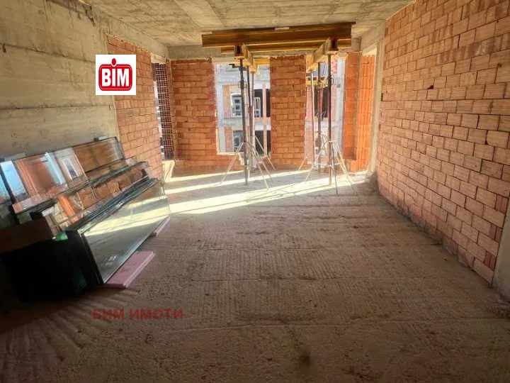 Продава 3-СТАЕН, гр. Пловдив, Център, снимка 2 - Апартаменти - 53340080