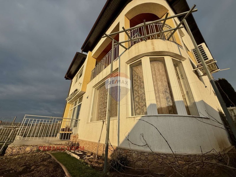 Продава КЪЩА, гр. Балчик, област Добрич, снимка 15 - Къщи - 52942447