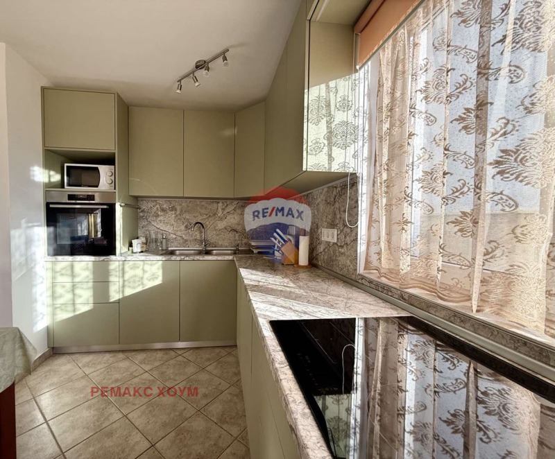 Продава КЪЩА, гр. Балчик, област Добрич, снимка 3 - Къщи - 52942447