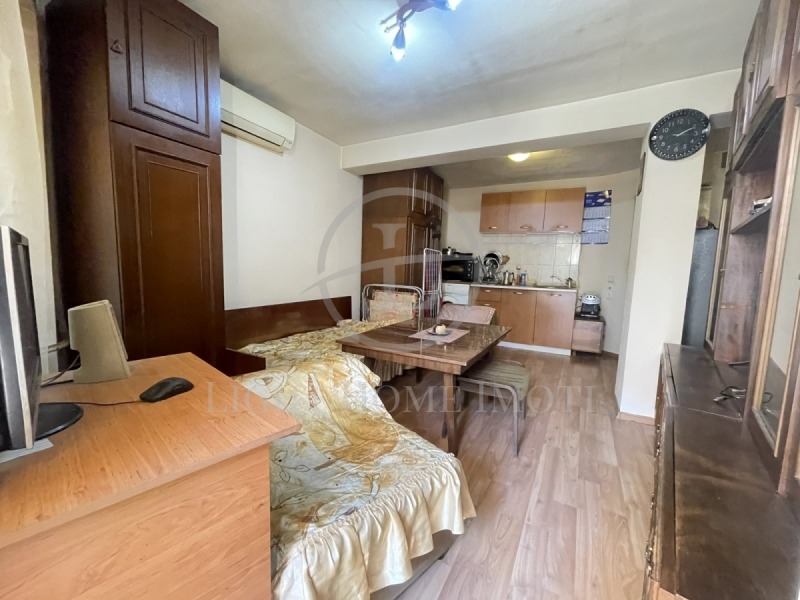 Продава  1-стаен град Пловдив , Център , 28 кв.м | 86427630