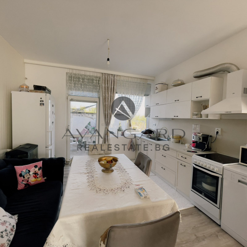 Продава КЪЩА, с. Брестник, област Пловдив, снимка 6 - Къщи - 53416093