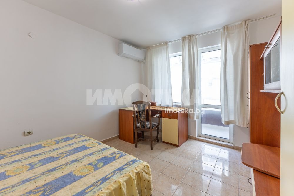 Продава 3-СТАЕН, гр. Варна, Окръжна болница-Генерали, снимка 13 - Апартаменти - 56030671