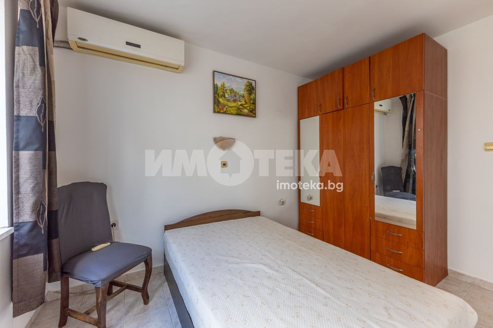 Продава 3-СТАЕН, гр. Варна, Окръжна болница-Генерали, снимка 3 - Апартаменти - 56030671