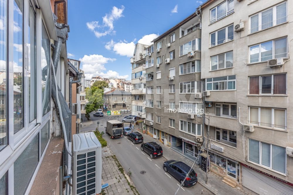 Продава 3-СТАЕН, гр. Варна, Окръжна болница-Генерали, снимка 15 - Апартаменти - 56030671
