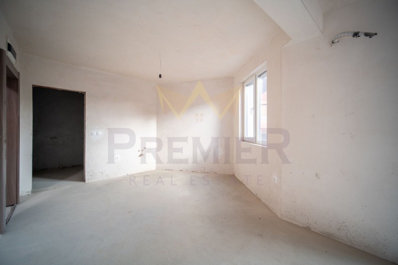 Продава 1-СТАЕН, гр. Варна, Лятно кино Тракия, снимка 2 - Апартаменти - 53165708