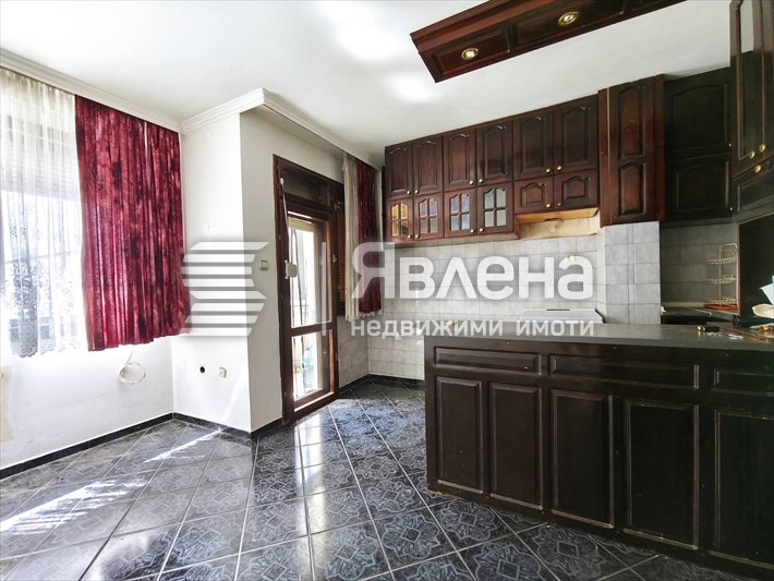 Продава 3-СТАЕН, гр. Пловдив, Център, снимка 2 - Апартаменти - 53613388