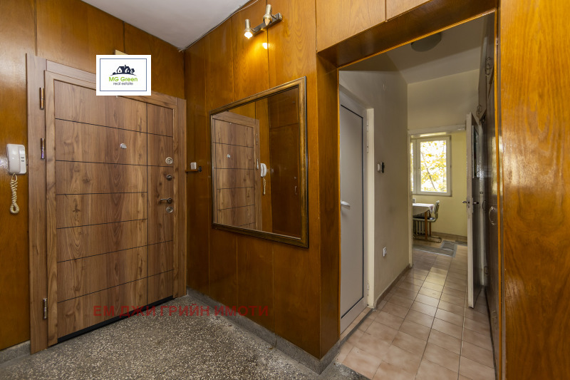 Продава 4-СТАЕН, гр. София, Център, снимка 9 - Апартаменти - 53338192