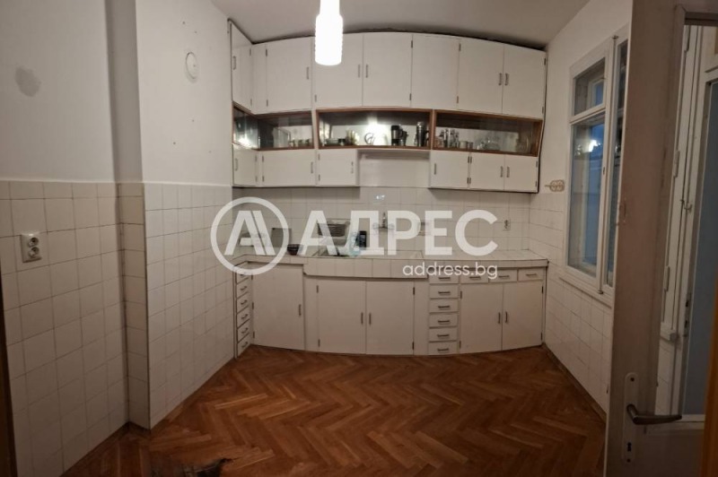 Продава ЕТАЖ ОТ КЪЩА, гр. Севлиево, област Габрово, снимка 4 - Етаж от къща - 52645040