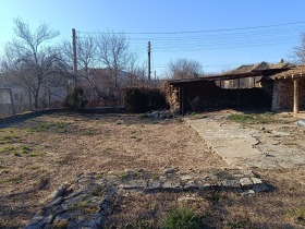 Maison Spasovo, région de Dobritch 11