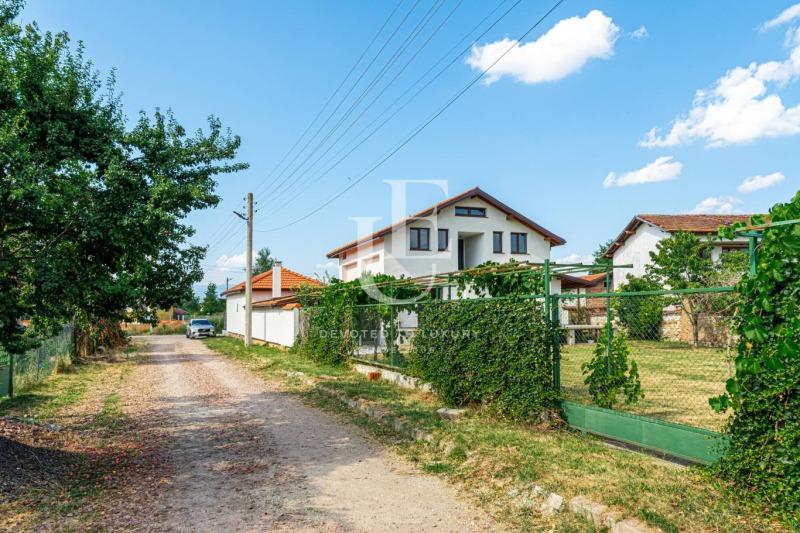 Te koop  Huis regio Sofia , Lesnovo , 355 m² | 52118931 - afbeelding [4]