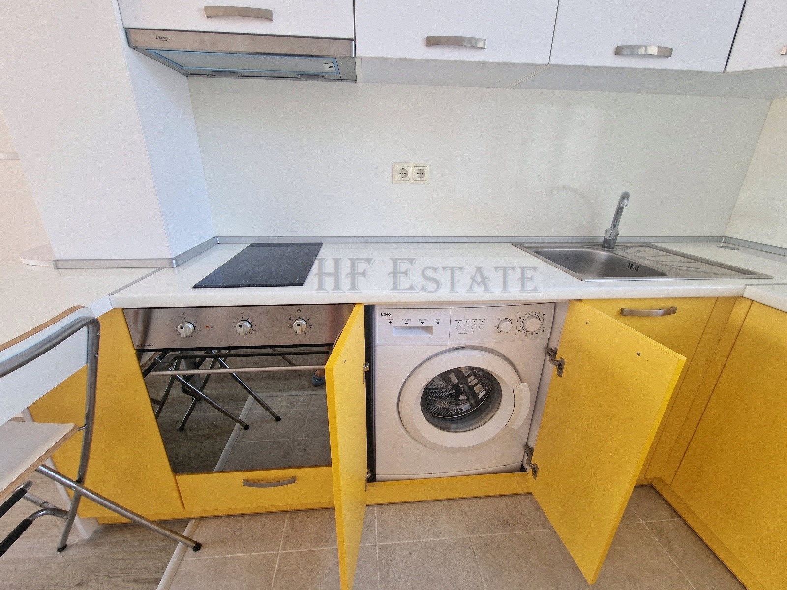 Продава 2-СТАЕН, гр. Бяла, област Варна, снимка 2 - Апартаменти - 51355464