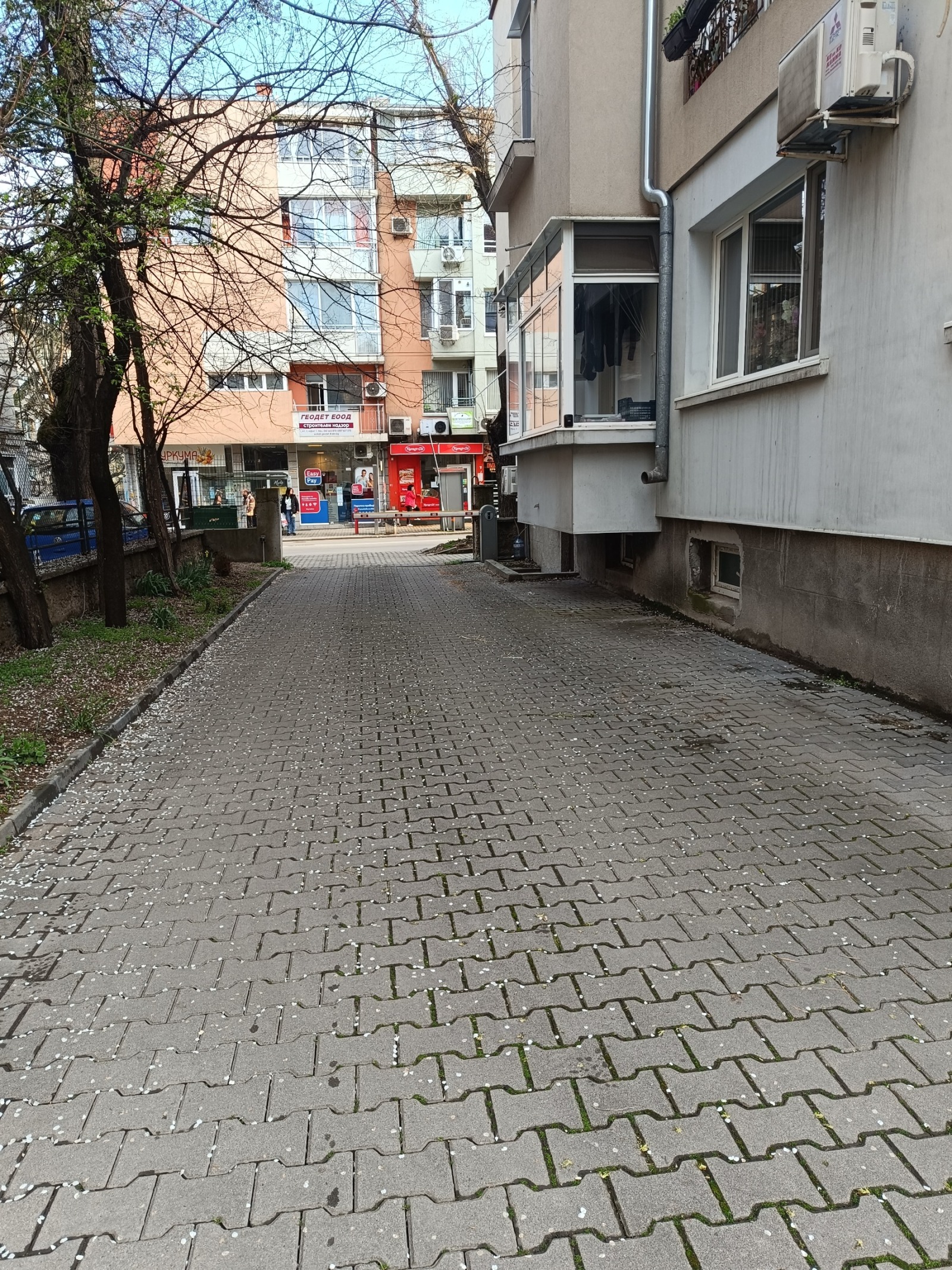Продава ГАРАЖ, ПАРКОМЯСТО, гр. Стара Загора, Център, снимка 2 - Гаражи и паркоместа - 54347653