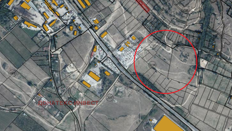 Продава ПАРЦЕЛ в област Пловдив, гр. Карлово - 1455 кв.м / 29 100 € » 56 914.65 лв., ДОНАТЕКС ИНВЕСТ