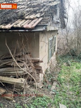 House m-t Pod Manastira, Shumen
