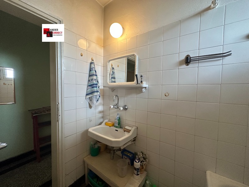 Продаја  2 спаваће собе Софија , Стрелбиште , 110 м2 | 13633130 - слика [12]