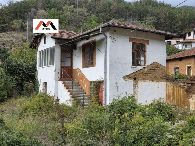Продава КЪЩА, област Стара Загора, гр. Мъглиж • 49900 € / 97595.92 лв. • 97732574 1