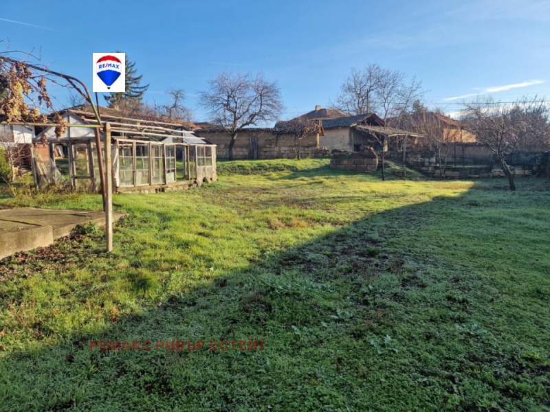 Продава КЪЩА, с. Щръклево, област Русе, снимка 10 - Къщи - 52802397