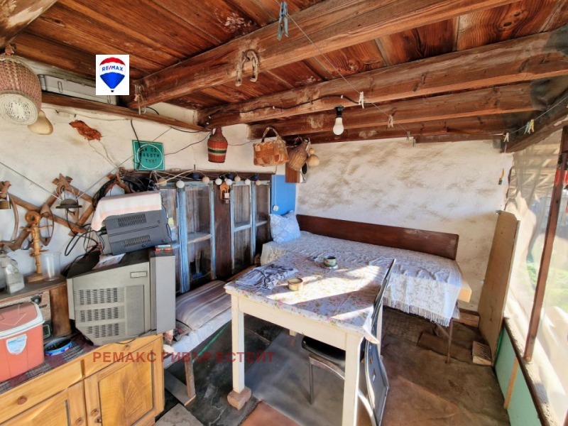 Продава КЪЩА, с. Щръклево, област Русе, снимка 12 - Къщи - 52802397