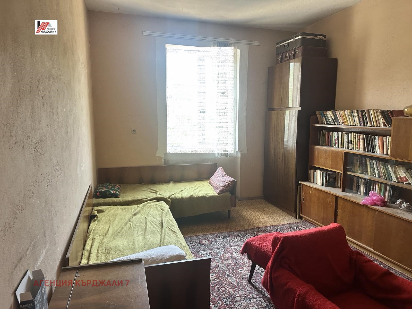 Продава 3-СТАЕН, гр. Кърджали, Център, снимка 2 - Апартаменти - 54797272