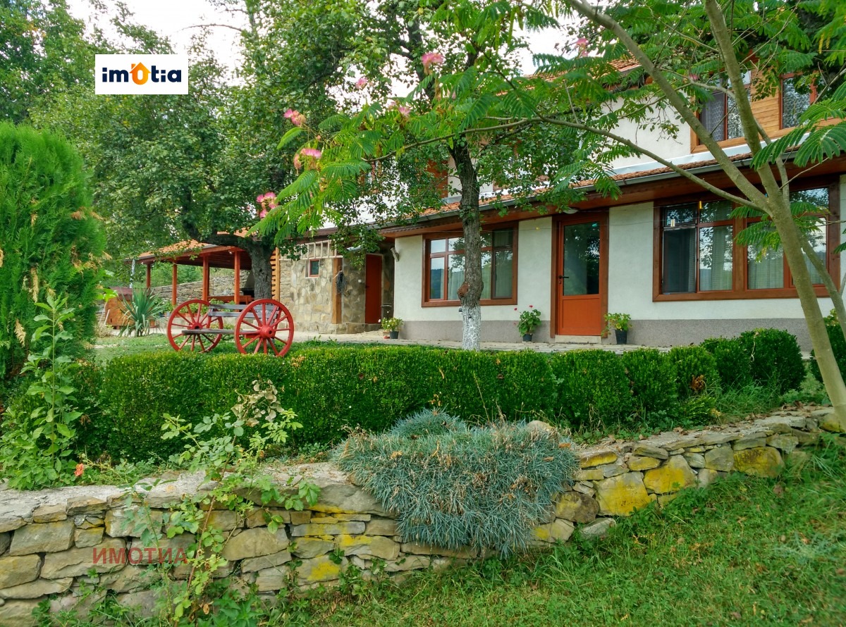 Продава КЪЩА, гр. Троян, област Ловеч, снимка 6 - Къщи - 53097746
