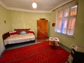 House Suhindol, region Veliko Tarnovo 9