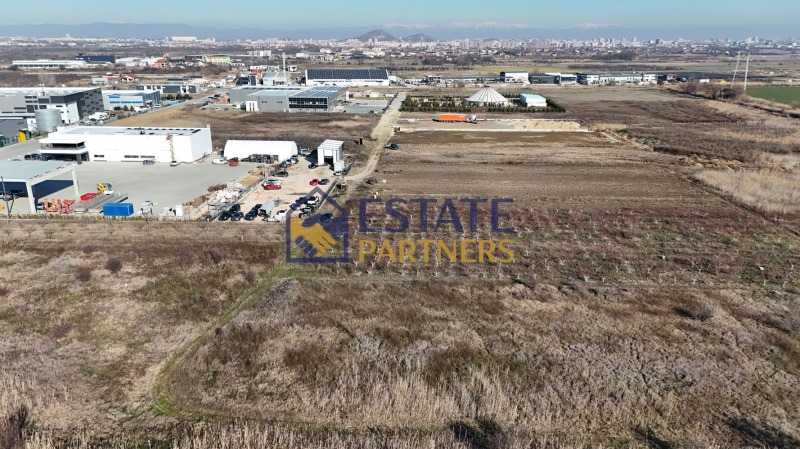 Продава ПАРЦЕЛ, гр. Пловдив, Индустриална зона - Юг, снимка 2 - Парцели - 52655892