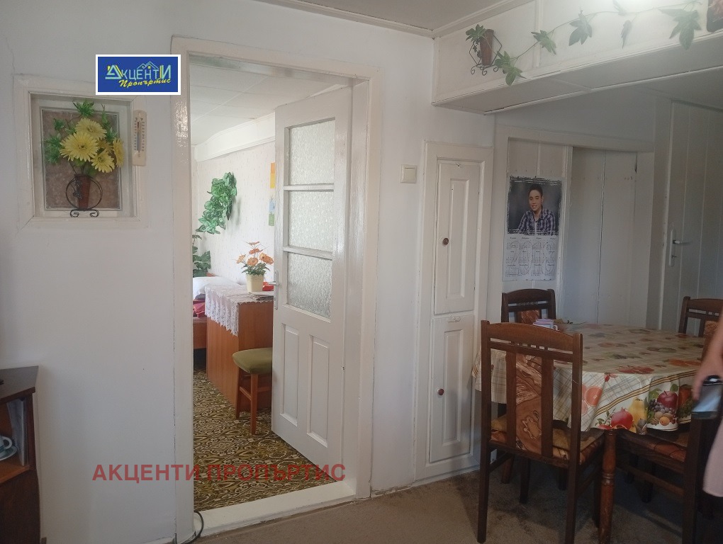 Продава КЪЩА, с. Дъскот, област Велико Търново, снимка 15 - Къщи - 54957064