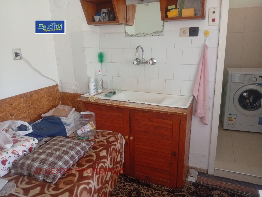 Продава КЪЩА, с. Дъскот, област Велико Търново, снимка 11 - Къщи - 54957064