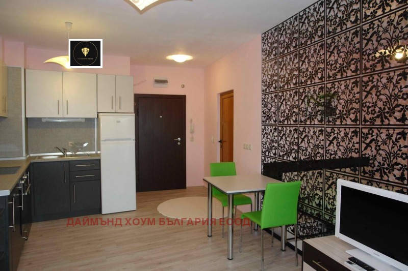 En venta  Estudio Plovdiv , Jristo Smirnenski , 47 metros cuadrados | 79547742 - imagen [2]