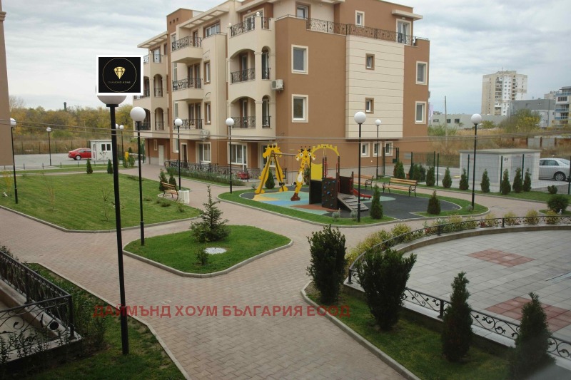 En venta  Estudio Plovdiv , Jristo Smirnenski , 47 metros cuadrados | 79547742 - imagen [5]