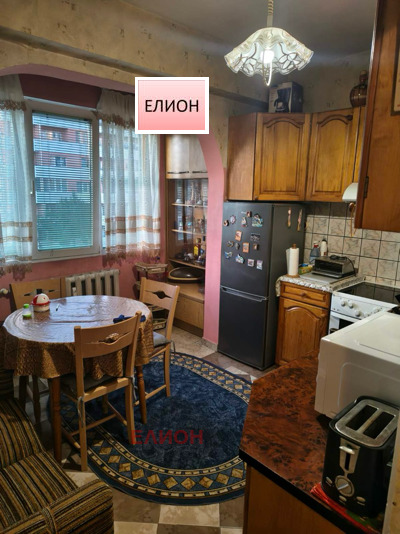 Продава 2-СТАЕН, гр. Перник, Димова махала