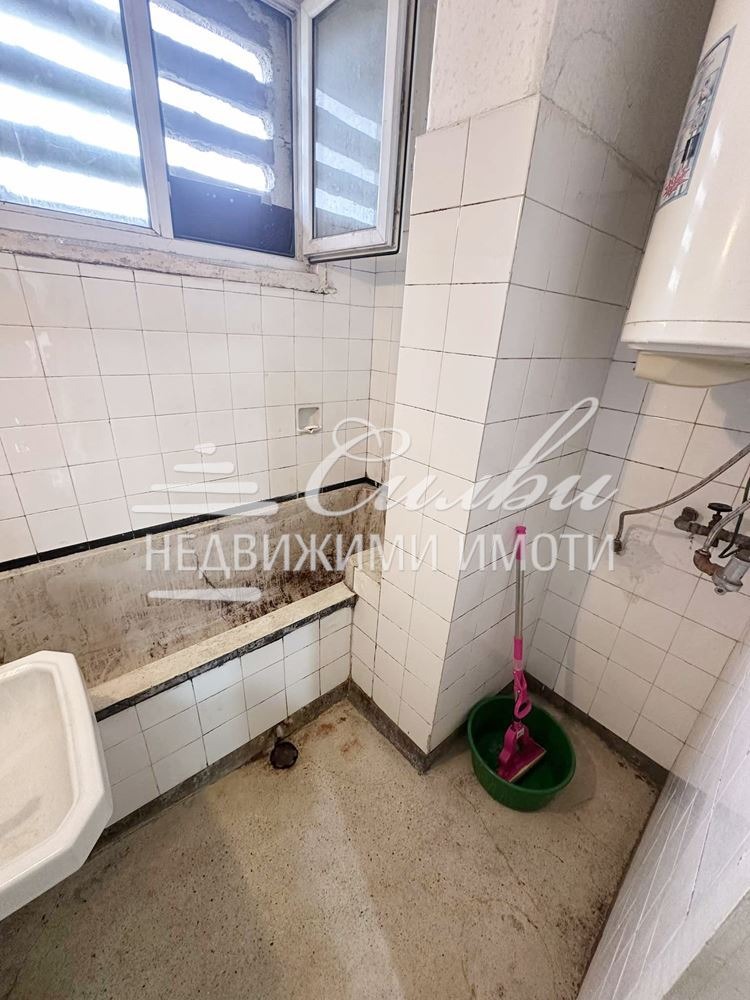 For Sale  3 bedroom Targovishte , Tsentar , 110 sq.m | 43998890 - image [7]