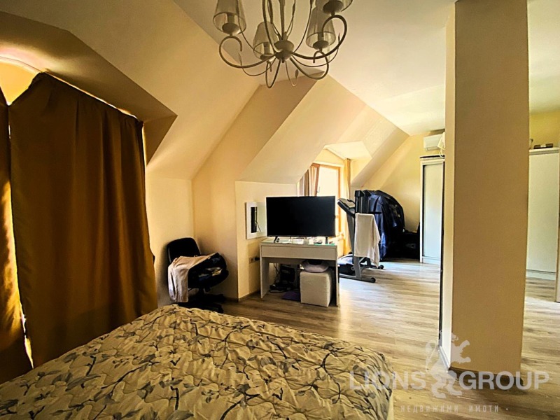 Eladó  Bérlakás Varna , Asparuhovo , 209 négyzetméter | 97050802 - kép [13]