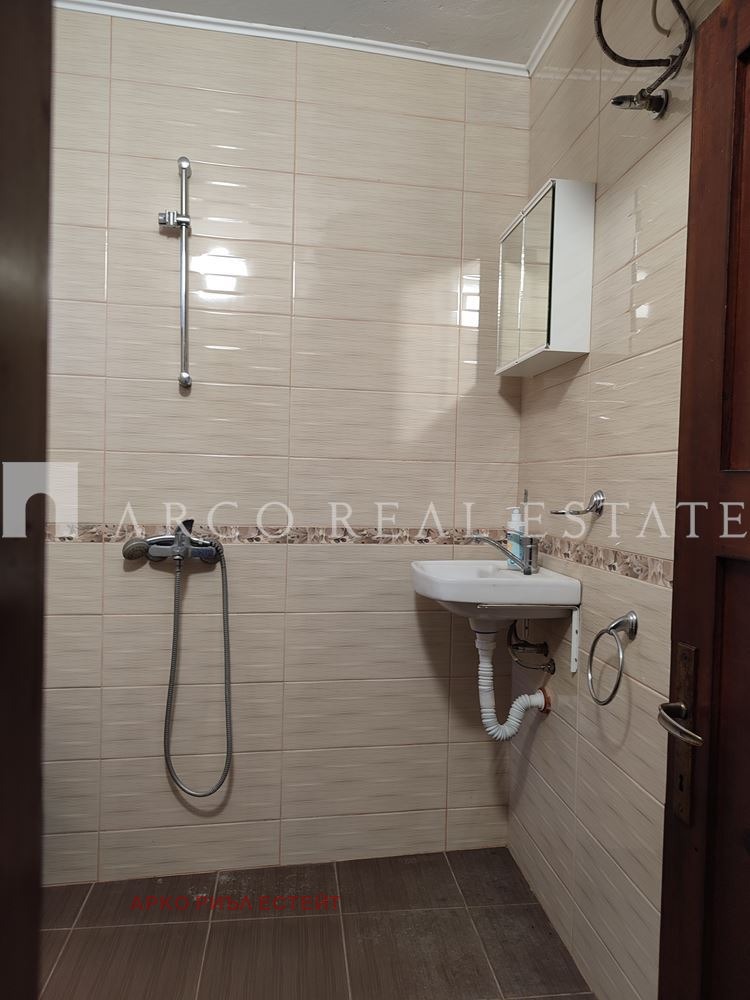 Продава КЪЩА, с. Гърло, област Перник, снимка 9 - Къщи - 53859601