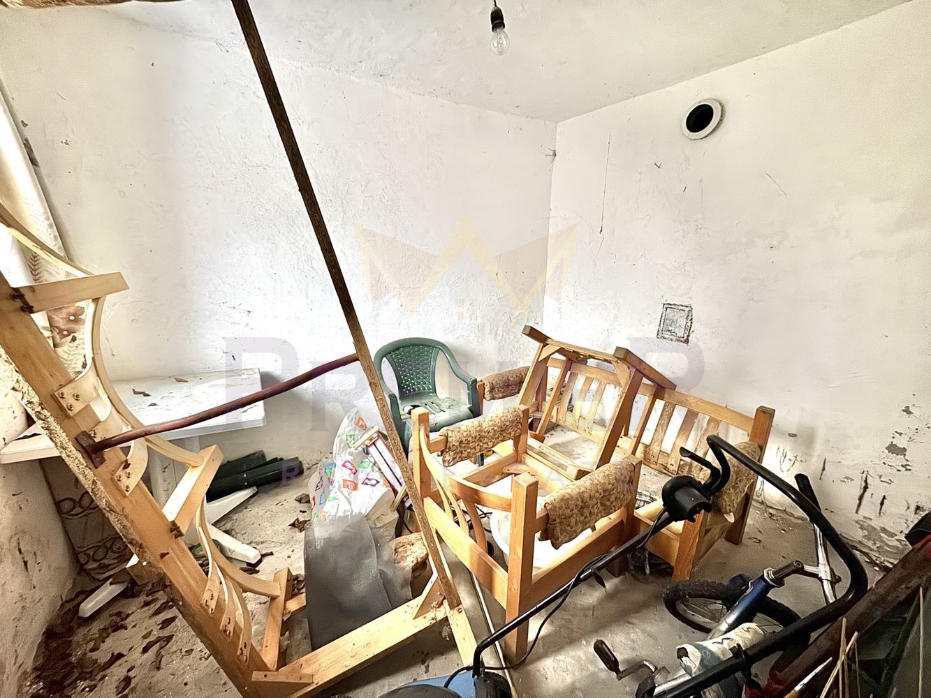 Продава КЪЩА, с. Томпсън, област София област, снимка 11 - Къщи - 54187636