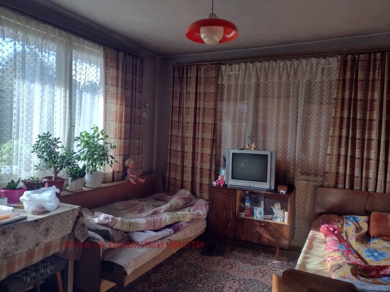 Продава  Къща област Перник , гр. Радомир , 130 кв.м | 54208356 - изображение [6]