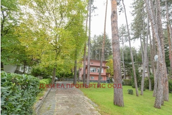 Продава КЪЩА, гр. София, гр. Банкя, снимка 3 - Къщи - 52025573