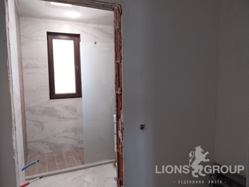 Продава КЪЩА, гр. Варна, м-т Кочмар, снимка 6 - Къщи - 52162971