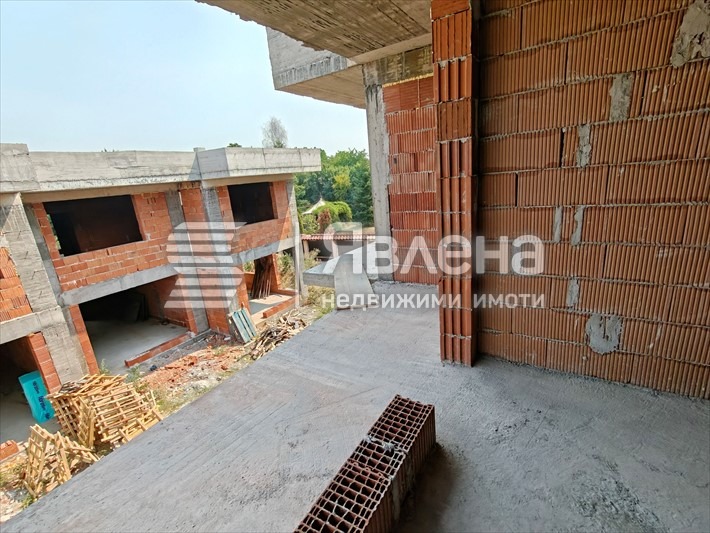 Продава КЪЩА, гр. София, гр. Банкя