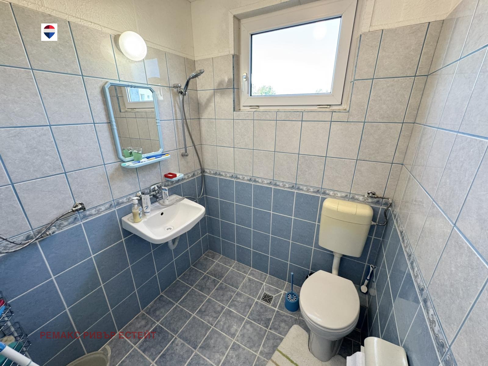 Продава КЪЩА, гр. Мартен, област Русе, снимка 9 - Къщи - 55706933