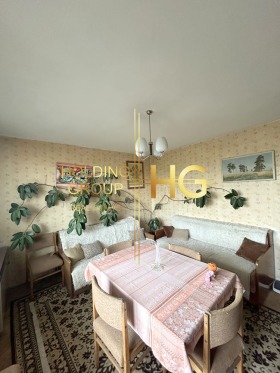 2 bedroom Tsentar, Dobrich 1