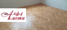   4-, ,  >