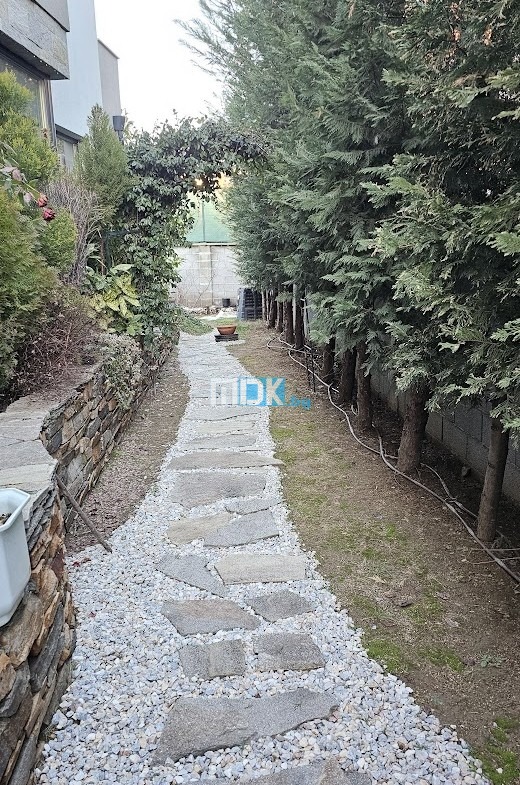 Продава КЪЩА, гр. Пловдив, Беломорски, снимка 14 - Къщи - 53285727