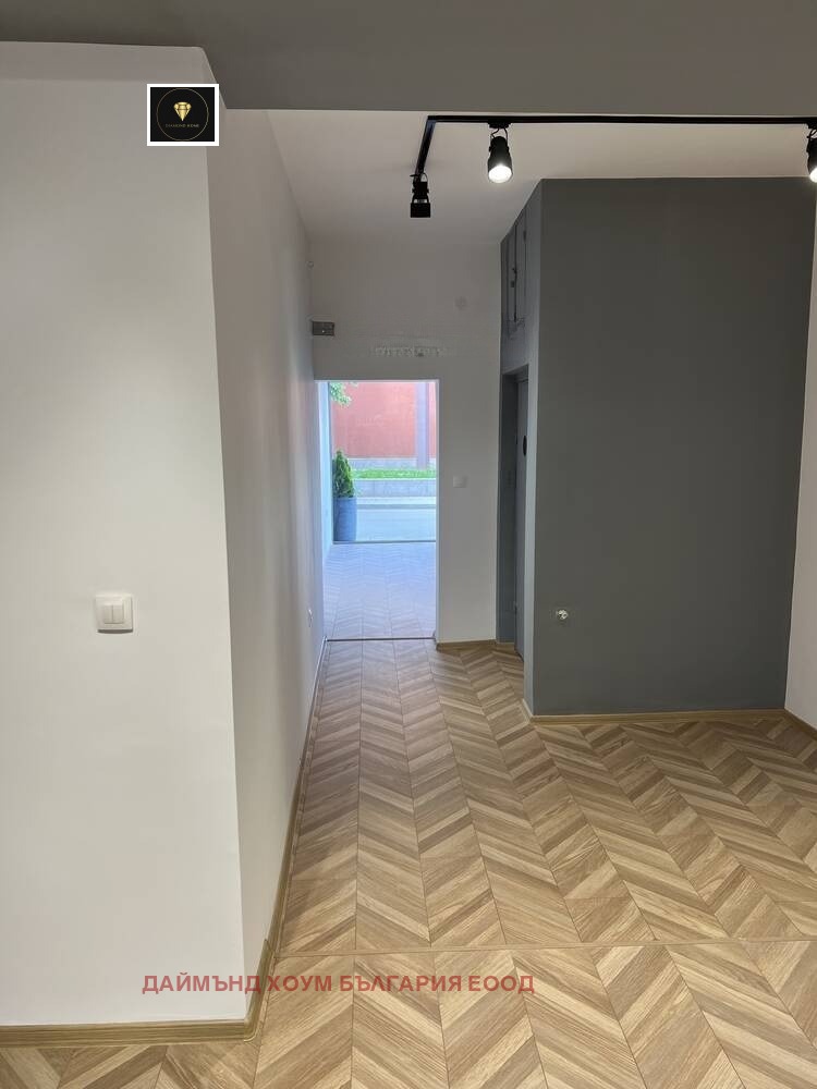 Na sprzedaż  Sklep Plowdiw , Karszijaka , 251 mkw | 21605147 - obraz [2]