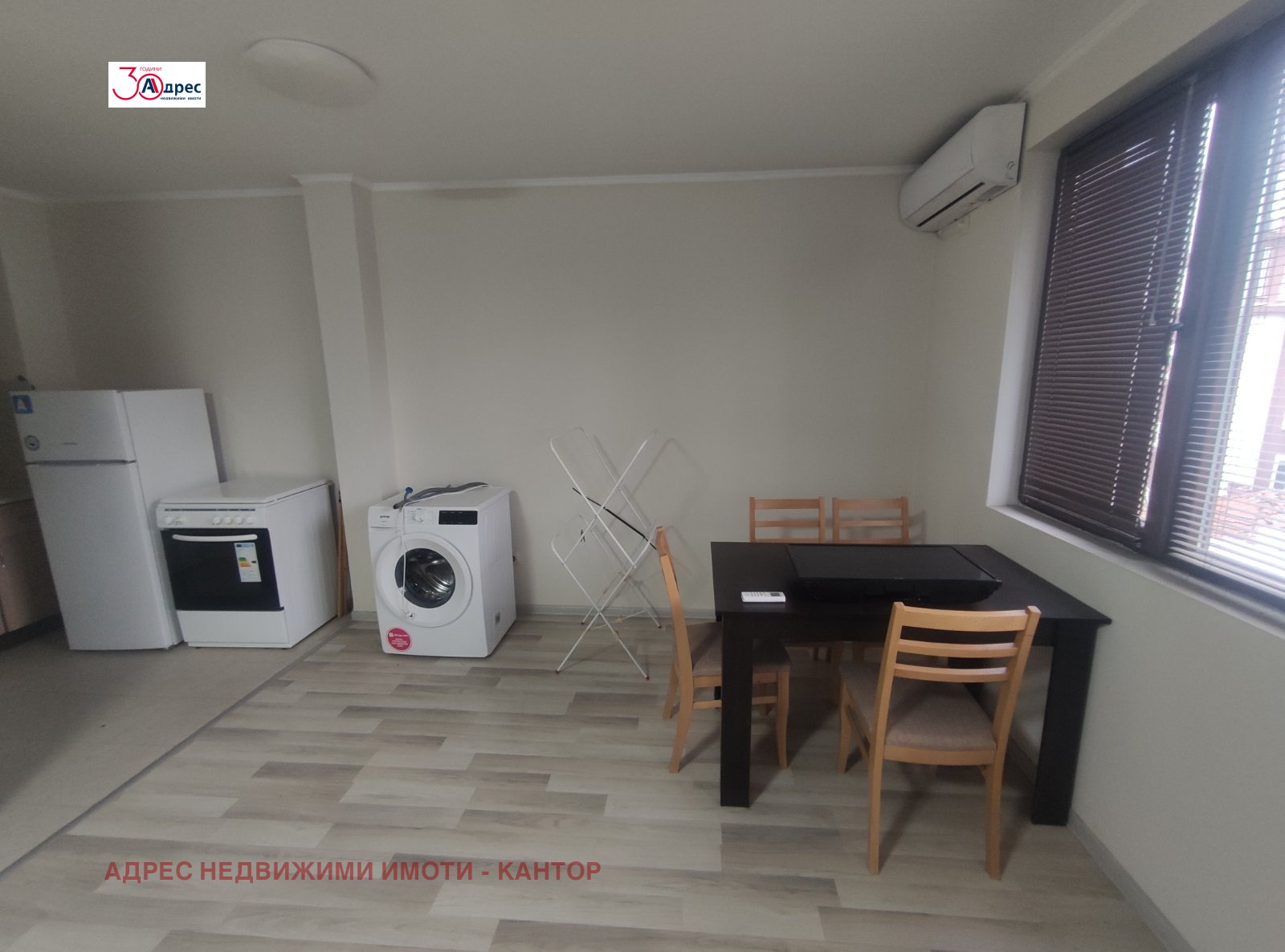 Продава 2-СТАЕН, гр. Пазарджик, Идеален център, снимка 2 - Апартаменти - 52487176