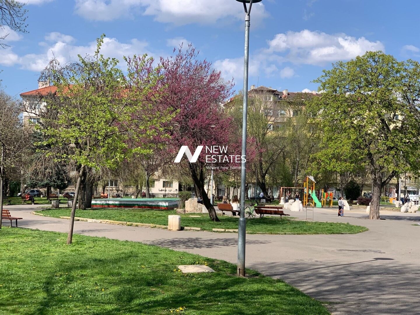 Продава 2-СТАЕН, гр. София, Център, снимка 2 - Апартаменти - 54988014